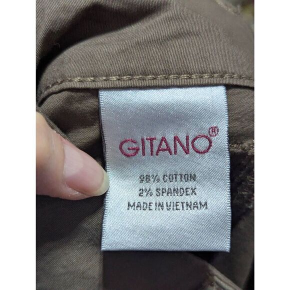 Gitano Women's Brown Solid Mid-Rise Bermuda Cargo Shorts Size 20W NWT - Picture 7 of 8
